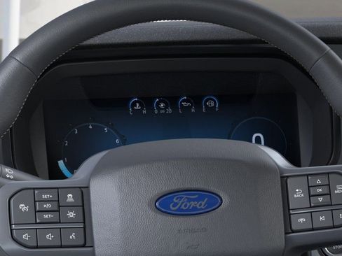 New 2025 Ford F150 Lariat w/ Equipment Group 502A High image 13