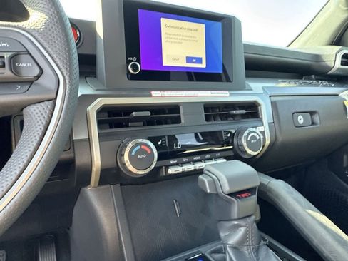 New 2025 Toyota Tacoma TRD Off-Road image 19