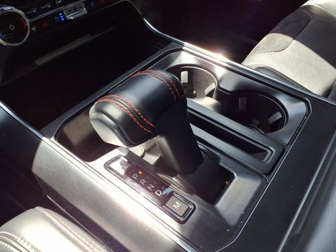 Used 2025 Ford F150 Raptor AWD/4WD image 19