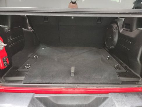 Used 2022 Jeep Wrangler Unlimited Rubicon w/ Cold Weather Group image 22