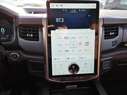 Used 2022 Ford Expedition Max King Ranch image 18