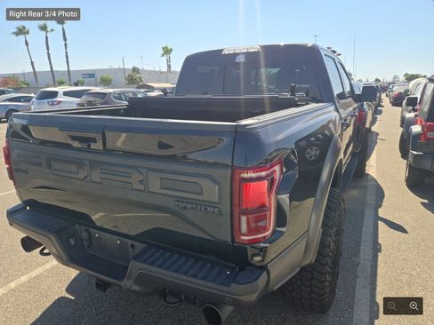 Used 2019 Ford F150 Raptor w/ Equipment Group 802A Luxury AWD/4WD image 4