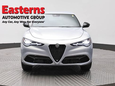 Used 2024 Alfa Romeo Stelvio Sprint AWD/4WD image 2