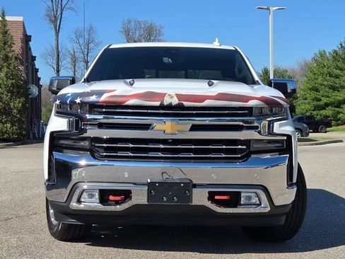 Used 2019 Chevrolet Silverado 1500 LTZ image 3