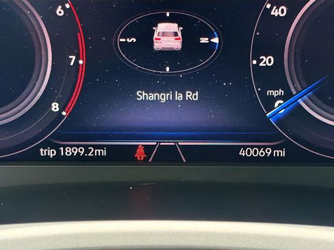 Used 2023 Volkswagen Atlas Cross Sport SEL R-Line AWD/4WD image 41