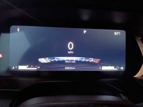 Used 2024 Jeep Grand Cherokee L Laredo image 2