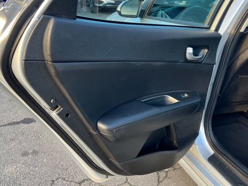 Used 2019 Kia Optima LX image 23