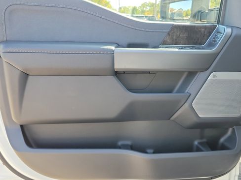 New 2026 Ford F250 Lariat w/ Lariat Ultimate Package image 24