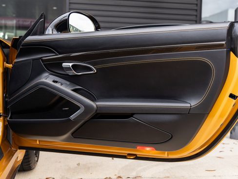 Used 2018 Porsche 911 Turbo S image 53