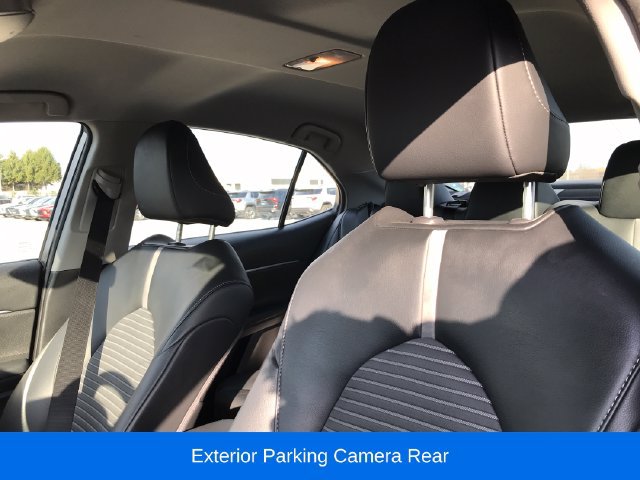 Used 2024 Toyota Camry SE FWD image 4