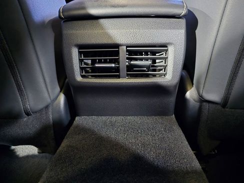 Used 2022 Lexus IS 350 F Sport RWD image 28