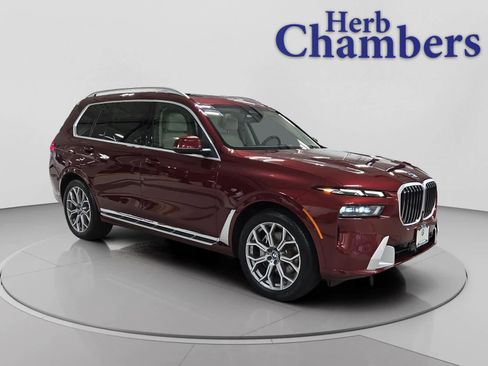 Used 2025 BMW X7 xDrive40i image 1