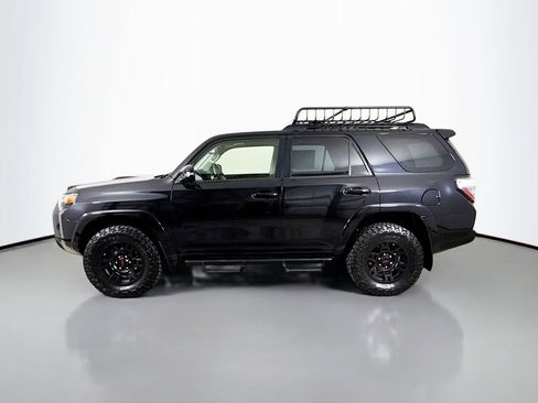 Certified 2021 Toyota 4Runner Venture w/ Moonroof Package AWD/4WD image 4