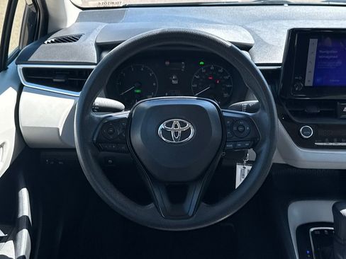 Used 2024 Toyota Corolla LE image 12