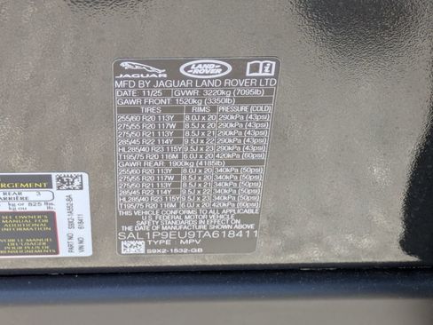 New 2026 Land Rover Range Rover Sport SE AWD/4WD image 35