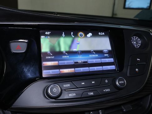 Used 2019 Buick Envision Essence image 31