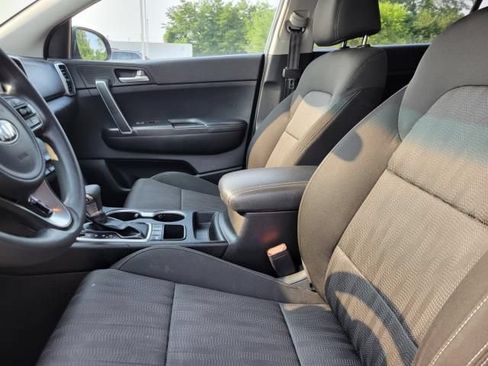 Used 2017 Kia Sportage LX AWD/4WD image 17