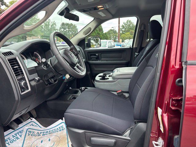 Used 2018 RAM 2500 Tradesman w/ Chrome Appearance Group AWD/4WD image 18