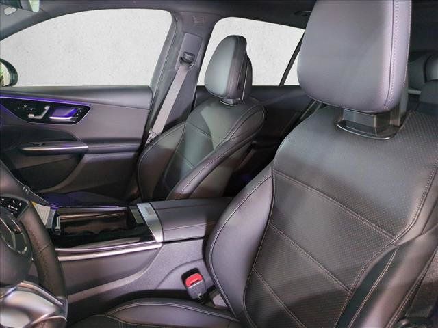Used 2026 Mercedes-Benz GLC 300 image 16