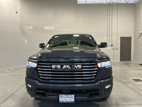 New 2026 RAM 1500 Laramie AWD/4WD image 3