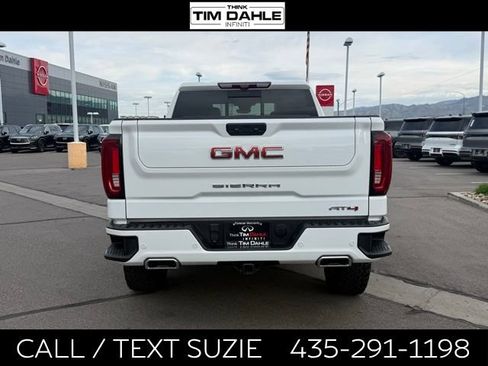 Used 2023 GMC Sierra 1500 AT4 w/ Technology Package AWD/4WD image 8