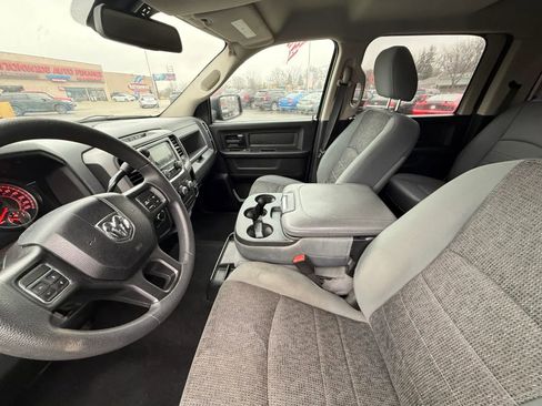 Used 2018 RAM 1500 SLT image 17