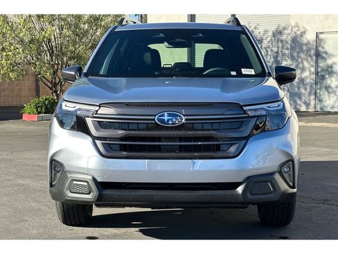 Used 2026 Subaru Forester Premium image 9