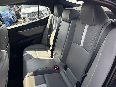 Used 2025 Toyota Camry SE w/ Convenience Package image 33