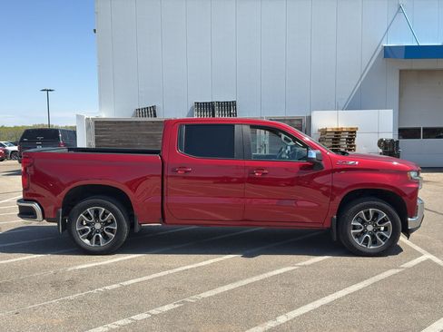 Used 2019 Chevrolet Silverado 1500 LT w/ All-Star Edition AWD/4WD image 7