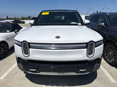 Used 2025 Rivian R1S Adventure