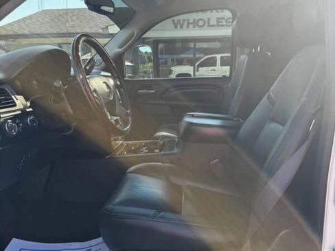 Used 2013 GMC Sierra 3500 Denali image 21