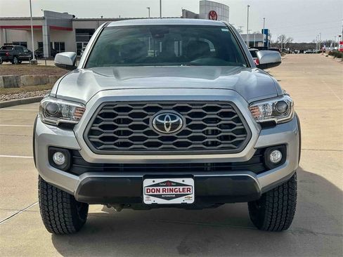 Used 2023 Toyota Tacoma TRD Off-Road image 8
