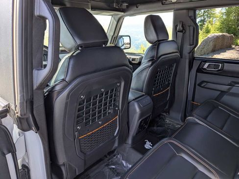 Certified 2024 Ford Bronco Badlands image 20