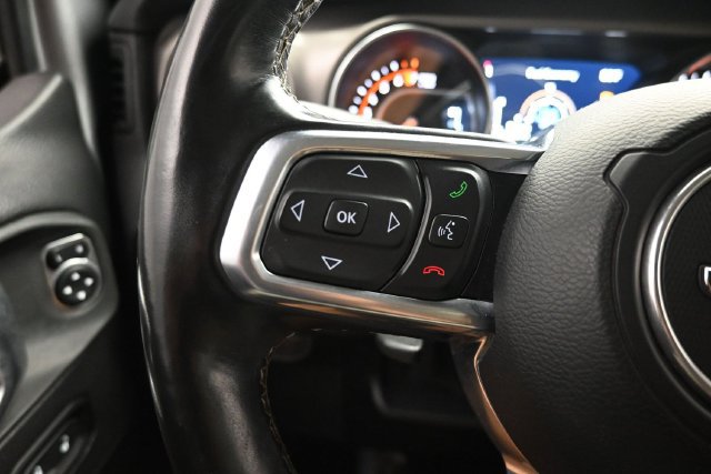 Used 2020 Jeep Gladiator Rubicon w/ Uconnect 4C Nav & Sound Group AWD/4WD image 11