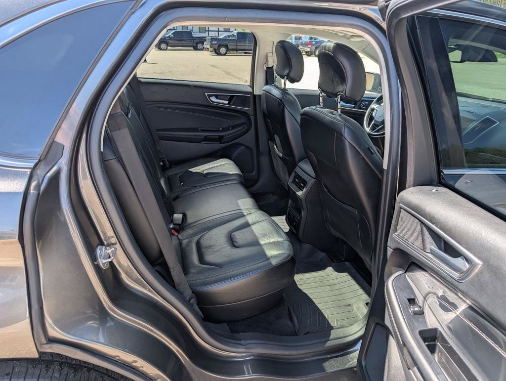 Used 2016 Ford Edge Titanium w/ Equipment Group 302A AWD/4WD image 20
