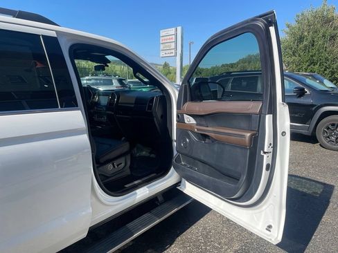 Used 2020 Ford Expedition King Ranch w/ Cargo Package AWD/4WD image 19