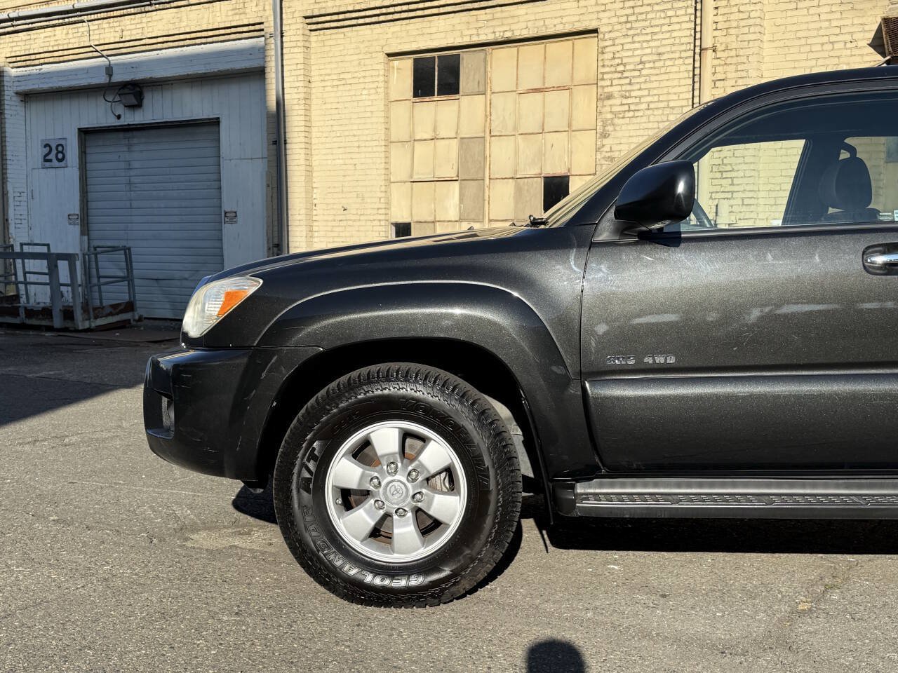 Used 2007 Toyota 4Runner SR5 AWD/4WD image 43