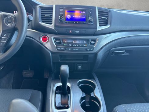 Used 2018 Honda Ridgeline Sport image 3