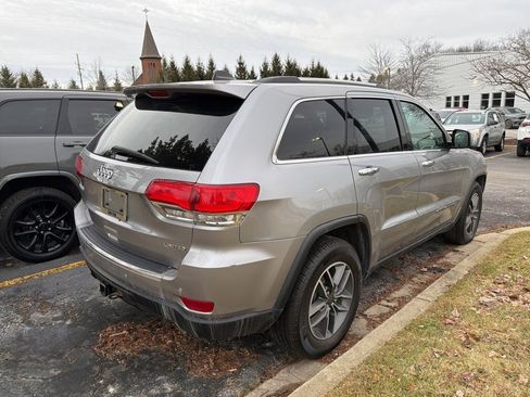 Used 2019 Jeep Grand Cherokee Limited w/ Trailer Tow Group IV image 3