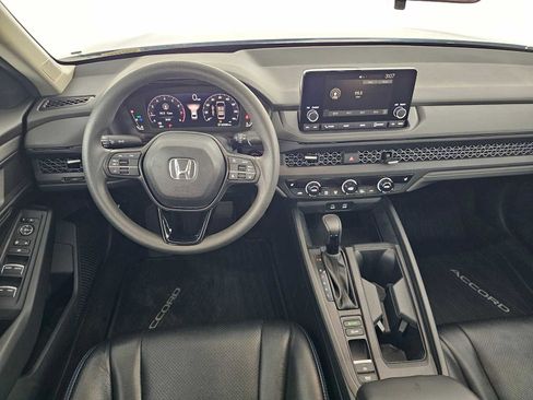 Used 2024 Honda Accord EX image 18
