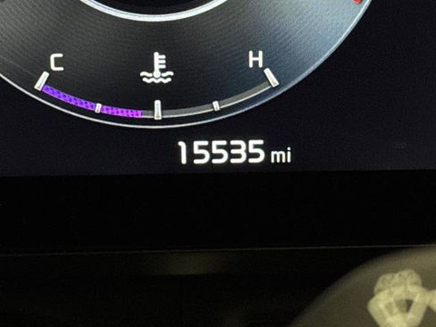 Used 2024 Kia Carnival SX Prestige image 6