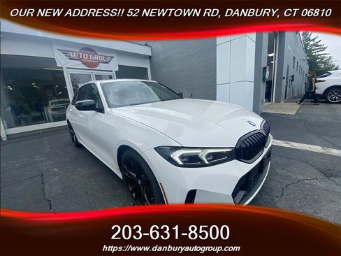 Used 2023 BMW 330i xDrive Sedan w/ M Sport Package AWD/4WD image 11