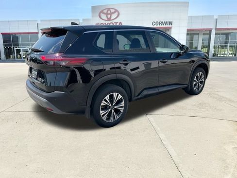 Used 2023 Nissan Rogue SV AWD/4WD image 5