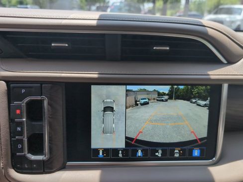 Used 2023 GMC Yukon Denali w/ LPO, Floor Liner Package AWD/4WD image 13