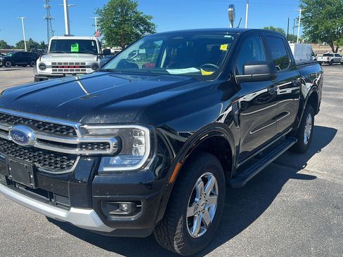Used 2025 Ford Ranger XLT w/ Equipment Group 301A High AWD/4WD image 13