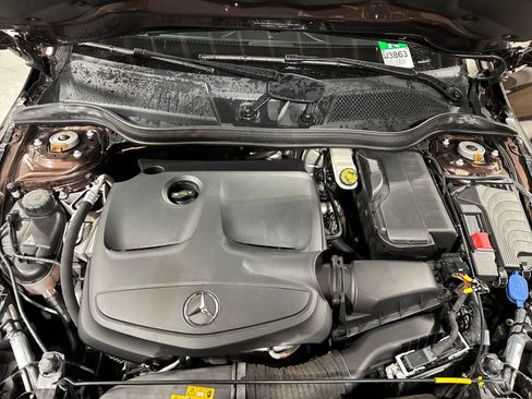Used 2018 Mercedes-Benz CLA 250 4MATIC image 29