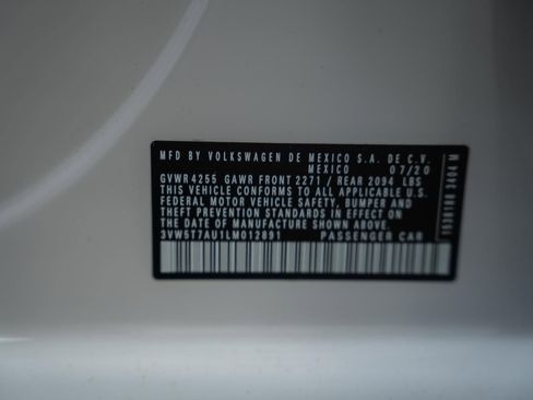 Used 2020 Volkswagen GTI SE image 49