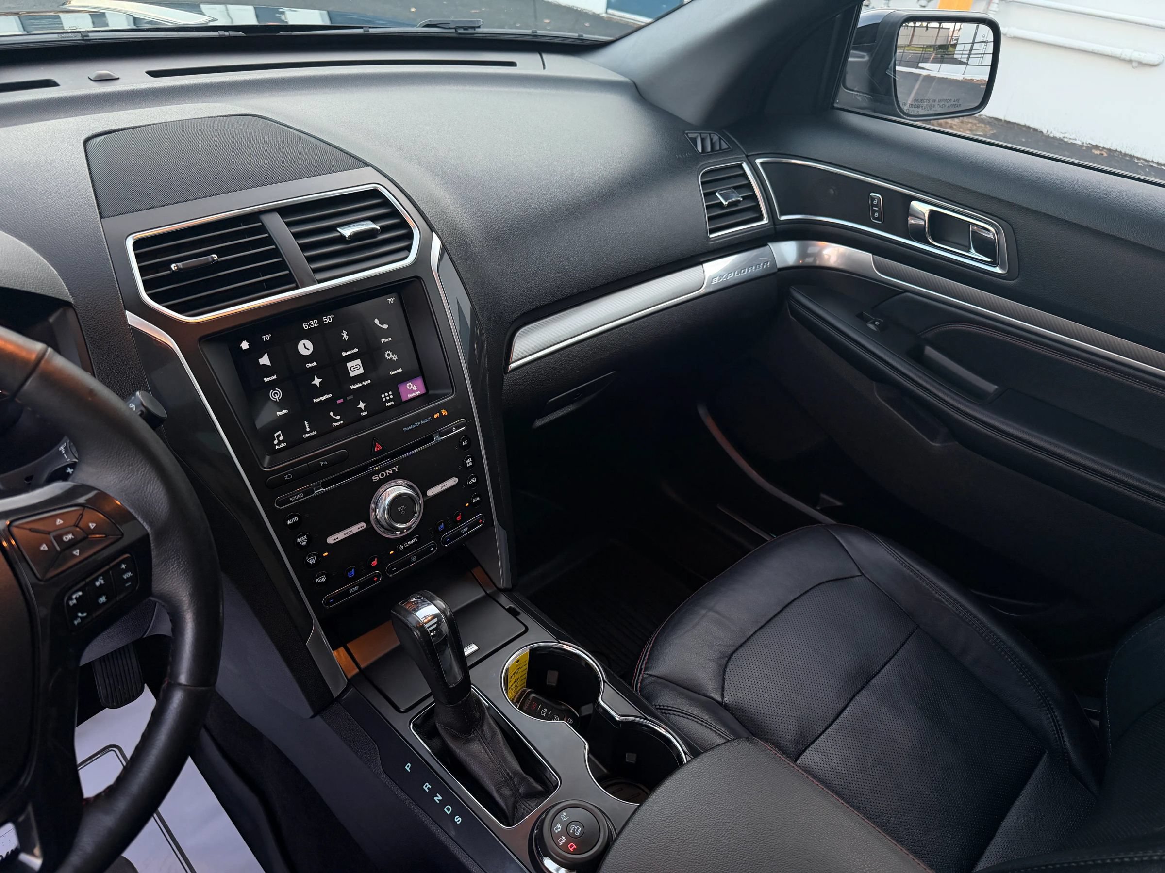Used 2017 Ford Explorer Sport AWD/4WD image 13