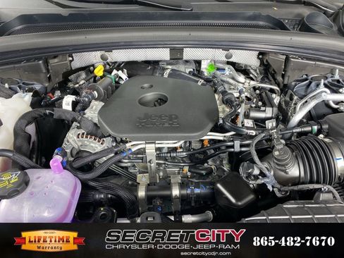 New 2026 Jeep Grand Cherokee Altitude image 33