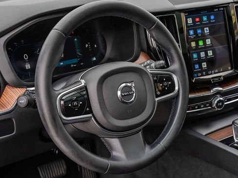 Used 2023 Volvo XC60 B5 Plus w/ Climate Package image 24